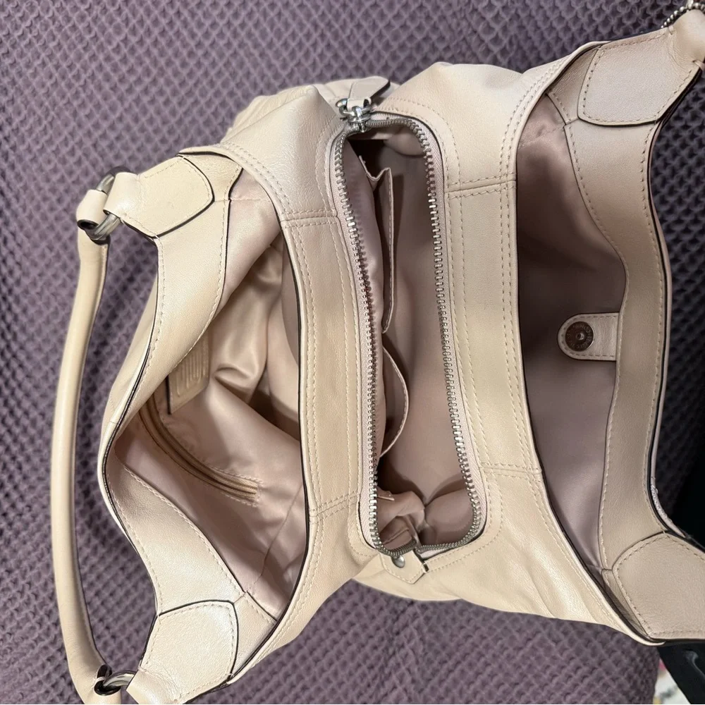 Coach Pink Pearl Cream Floral Cutout Tote Bag - Picture 4 of 5